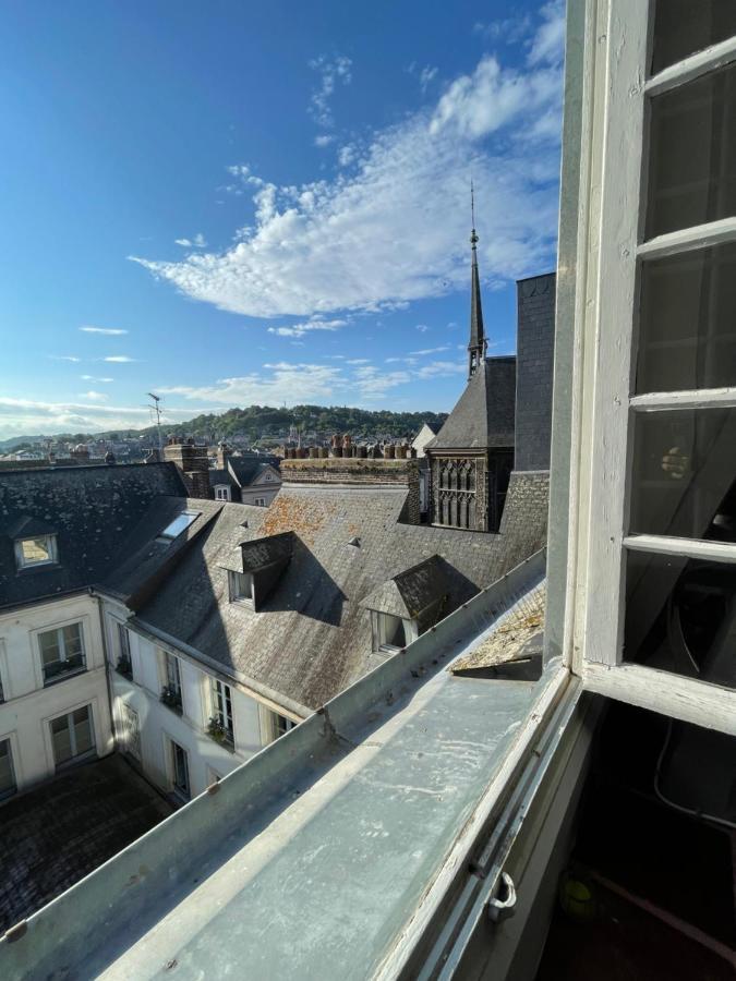 Le Loft Du Homard Bleu - Entre Ciel Et Mer - Free Parking 500M Honfleur Exterior foto